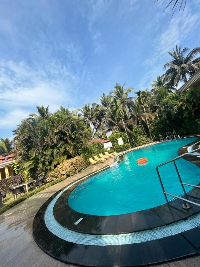 Coconut Grove Beach Resort Kolva Kültér fotó