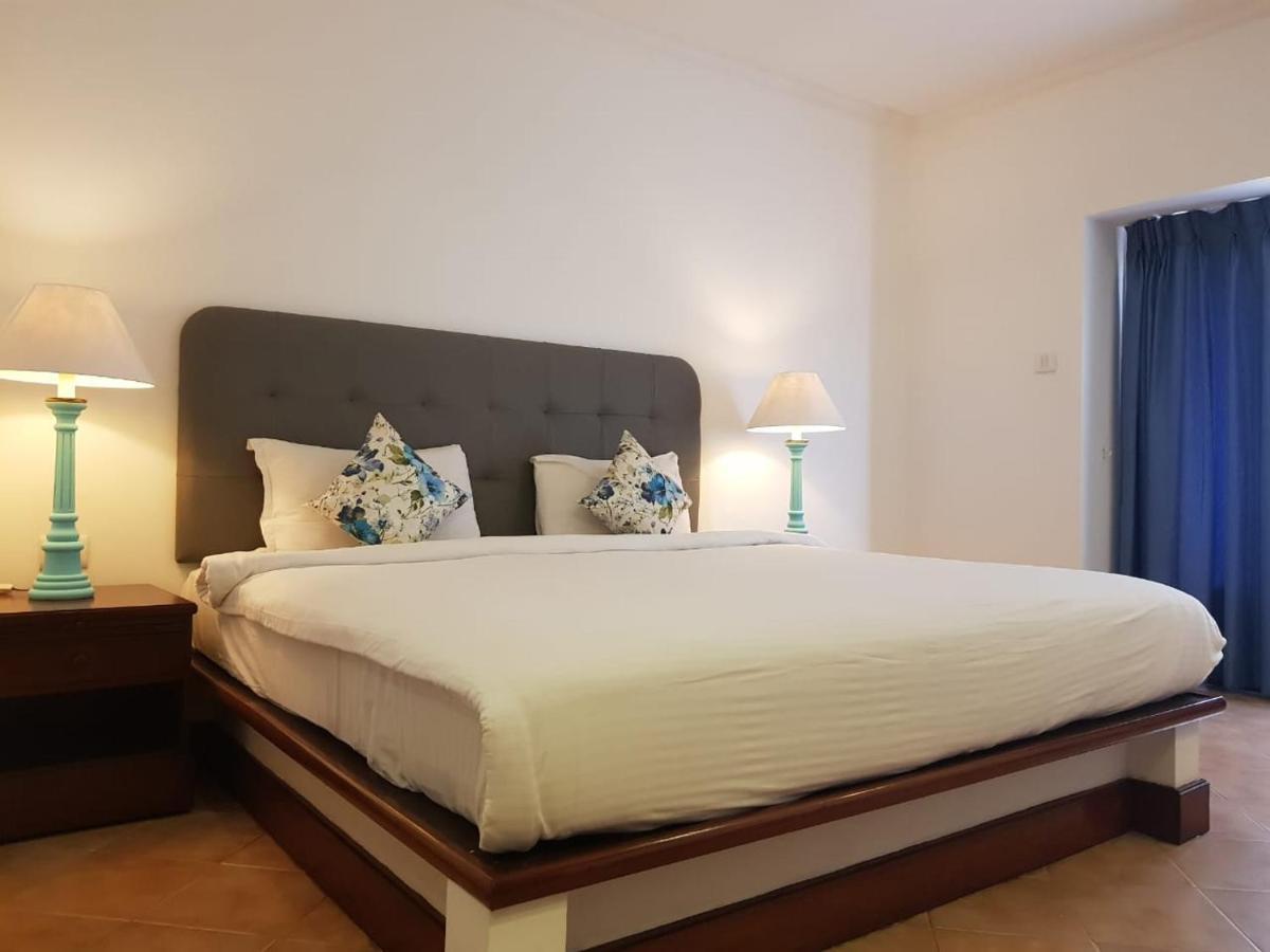 Coconut Grove Beach Resort Kolva Kültér fotó