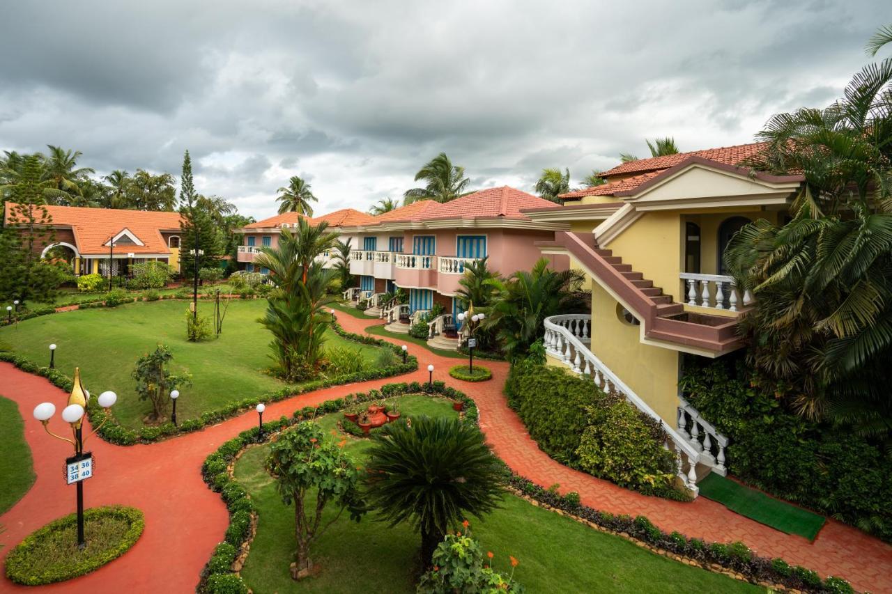 Coconut Grove Beach Resort Kolva Kültér fotó